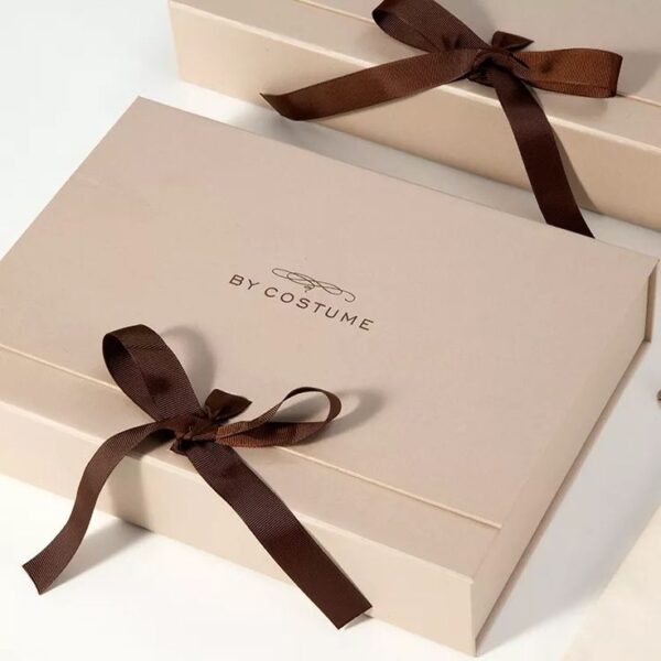Portable Advanced Hard Cardboard Boxes Hair Extensions Packaging Shoes Clothes Gift Wrapping Box